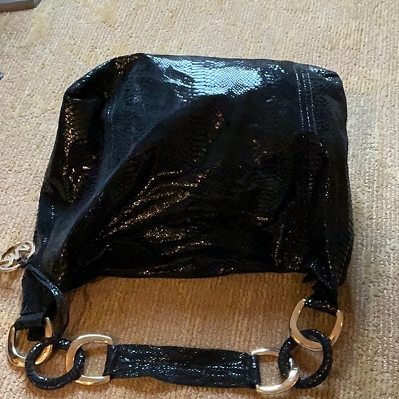 Michael Kors shiny black faux Python/Snakeskin effect slouchy hobo - Picture 4 of 11